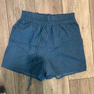 Chambray high waisted shorts